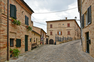  Tourist trip to a medieval town of Montelupone, in the Marche region. (Italy)