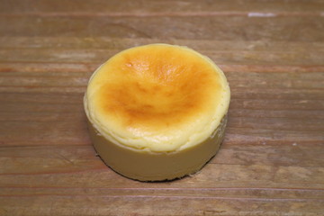 まるいチーズケーキ