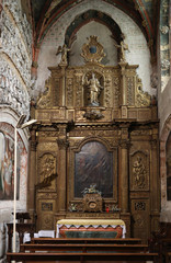 Fototapeta na wymiar Interior of Saint Etienne Cathedral in Cahors, Occitanie, France
