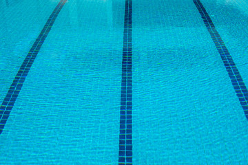 Obraz premium The Art of Swimming Pool, Three line under water