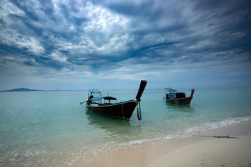 Fototapeta na wymiar Traditional longtail boat on Tonsai beach, Thailand.