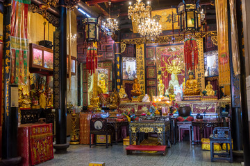 Fototapeta na wymiar Gods and goddess at Leong San See temple (Buddhist temple in Singapore built in 1917)