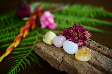 Positivity Crystals, Mindfulness. Tumbled Crystal Bundle: Rose Quartz, Citrine, Serpentine, and...