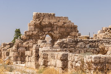 Naklejka premium Temple of Hercules in Amman Citadel, inside the Ummayad Palace
