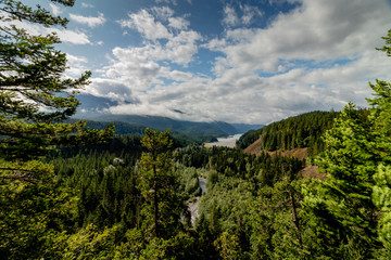 Fototapeta premium Brandywine river moving through the hills