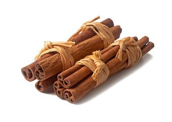Cinnamon sticks with rope