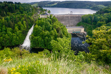 lead hole Dam is a congrete dam across the lead mountains and saale river, overflow, rare event,...