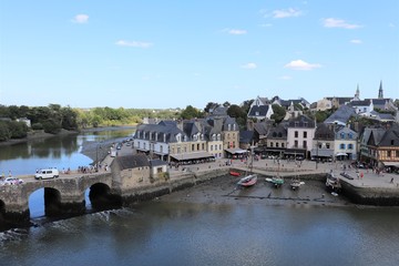 Le Port  