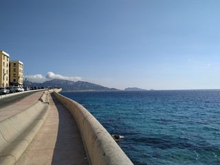 Marseille bench la corniche © Vincent