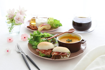 かぼちゃのポタージュの朝食