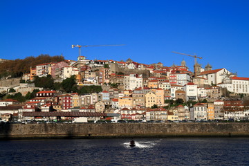 Fototapeta premium Panoramic view of old town of Porto, Portugal