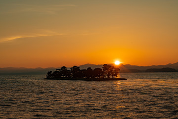 Fototapeta na wymiar 宍道湖の夕景、日本・島根の観光地