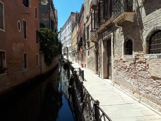 Obraz premium cozy streets of the old city of Venice