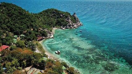 Naklejka premium view of an island in the sea
