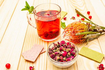 Summer delicious green rose tea