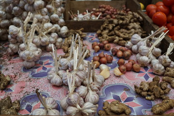 essen früchte auf einem markt in auf madagaskar in afrika 