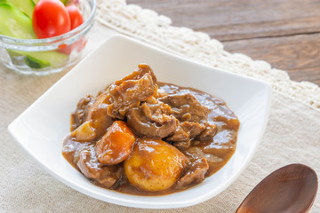 牛すじカレー