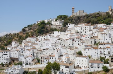 Fototapeta na wymiar Andalusian white village in Casares, Andalusia, Spain