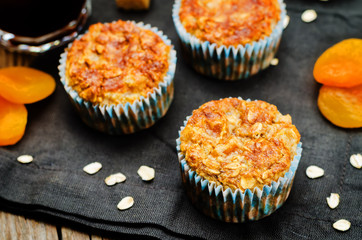 Greek yogurt oats dried apricots muffins with coffee
