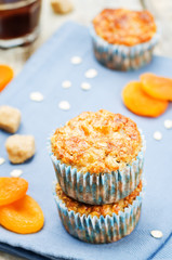 Greek yogurt oats dried apricots muffins with coffee