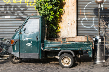 Fototapeta na wymiar The streets of Rome