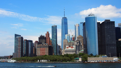 Fototapeta premium New York City, Lower Manhattan: Blick auf die Südspitze Manhattan