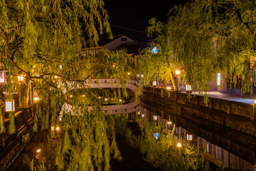 Fototapeta na wymiar 城崎温泉の夜景