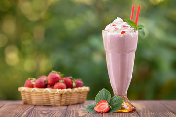 strawberry milkshake in glass
