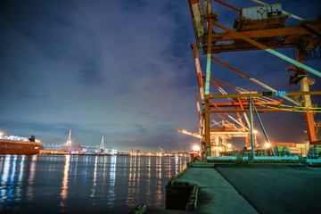 大黒ふ頭の港の夜景