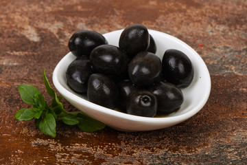 Black olives in the bowl