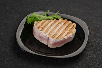 Grilled tuna steak