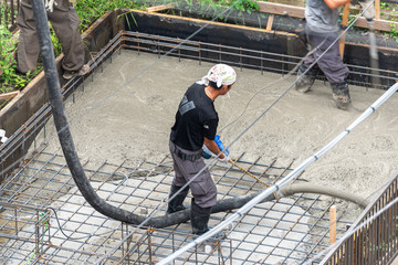 基礎コンクリート打設