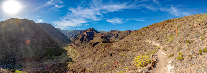 Fototapeta premium La Gomera - Wanderung von El Cabrito nach San Sebastian - Hike from El Cabrito to San Sebastian