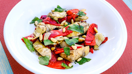 Healthy Roast Red Pepper and Artichoke Salad
