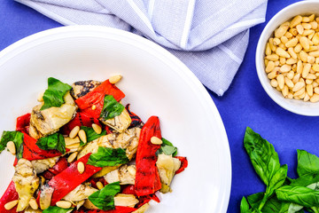 Healthy Roast Red Pepper and Artichoke Salad