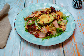 салат с авакадо