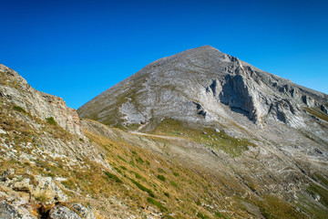 Fototapeta na wymiar Path between Vihren hut and Vihren peak in Pirin national park, near Bansko, Bulgaria