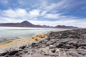 a laguna blanca wide view