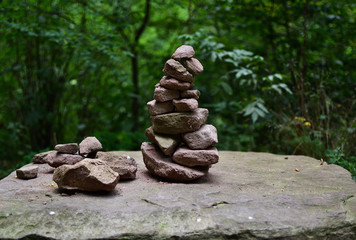 Pyramide aus Steinen