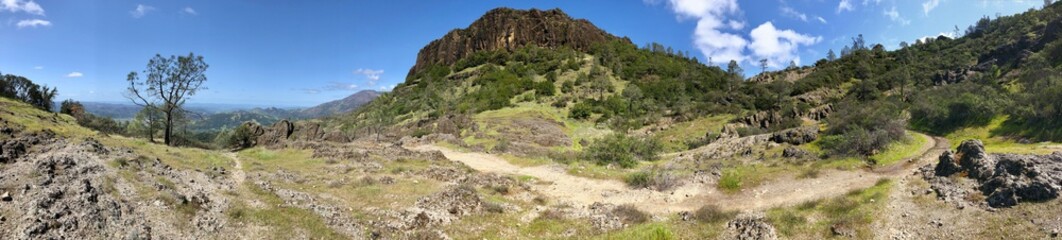 Fototapeta na wymiar Wine country hiking trail panoramic