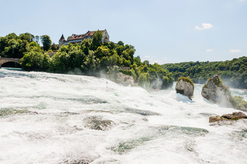 Obraz premium Neuhausen, Rheinfall, Rhein, Brücke, Schloss, Wasserfall, Spazierweg, Ostschweiz, Sommer, Schweiz