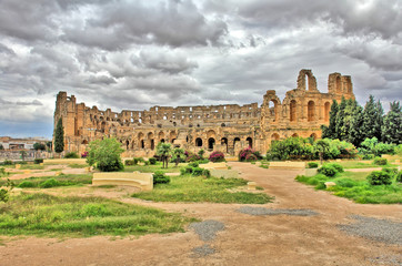 Fototapeta na wymiar Roman Amphitheater of El Jem in Tunisia