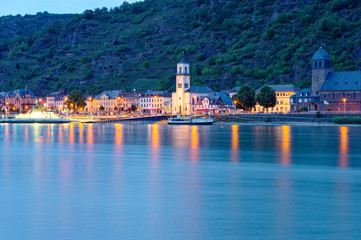 St. Goarshausen am Rhein bei St. Goar Rheinland-Pfalz mit F&auml;hre Deutschland Europa fotografiert am 2019.08.16