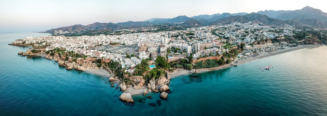 Panoramica de Nerja desde Dron