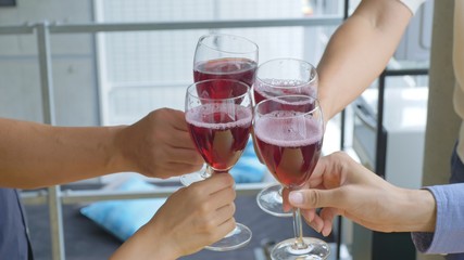 乾杯・ワイン