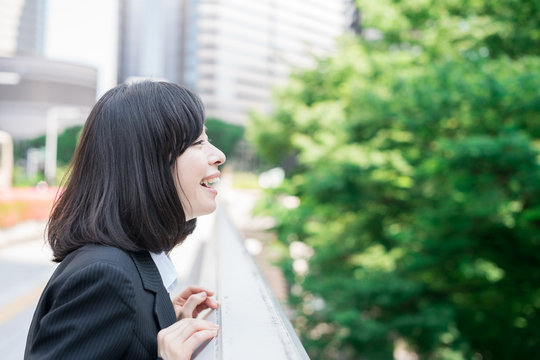 Young business woman shouted out