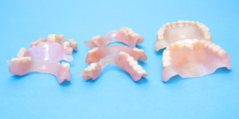 Obraz na płótnie Canvas Removable dentures flexible, devoid of nylon, hypoallergenic exempt from monomer.