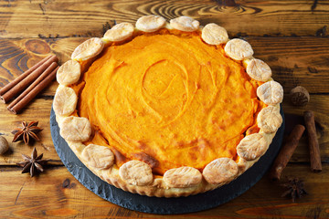Traditional pumpkin pie