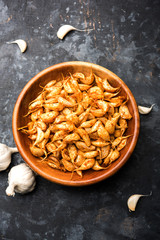 Garlic Fry or Tala Hua Lahsun in hindi, is a popular side dish or snacks from maharashtra, India