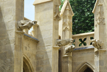 Narbonne, cloître rénové basilique St Just St Pasteur, Aude, Occitanie